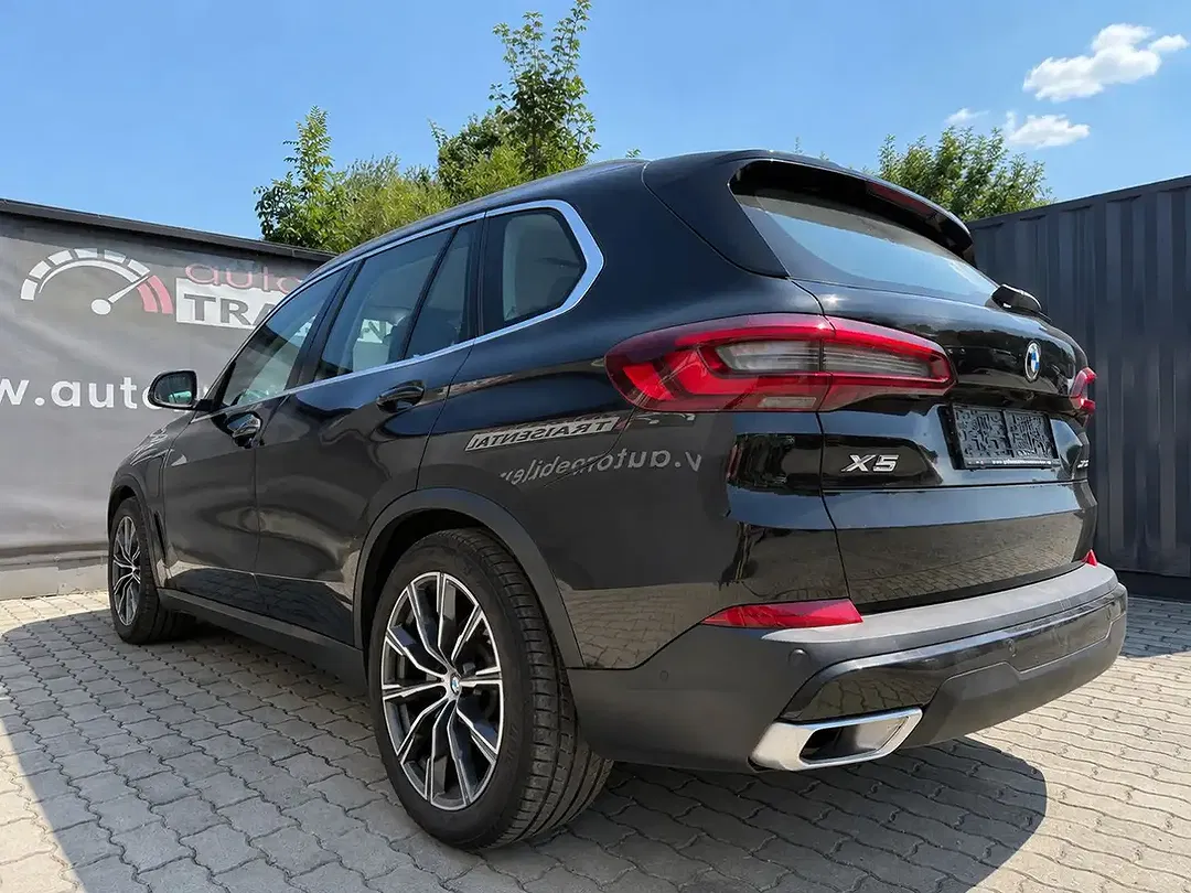 BMW X5 xDrive - Thumbnail 5