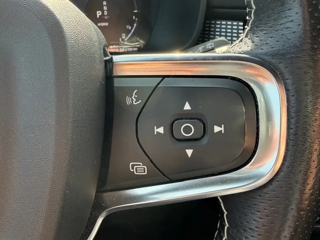 Volvo XC40 T5 PHEV Recharge R-Design - foto 15