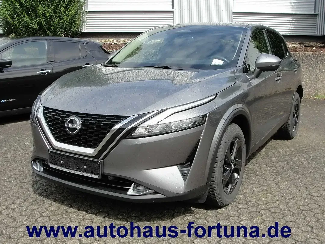 Nissan Qashqai 1.3 N-Connecta - foto 2