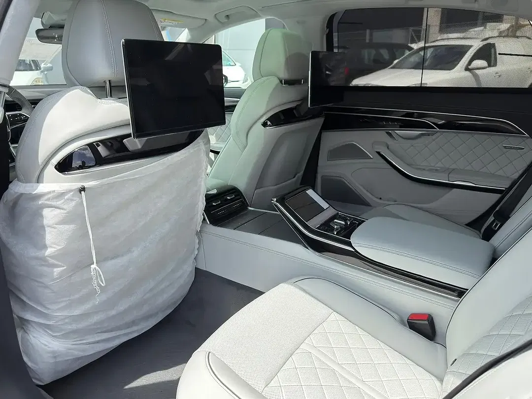 Audi A8 60 TFSI e quattro - foto 15