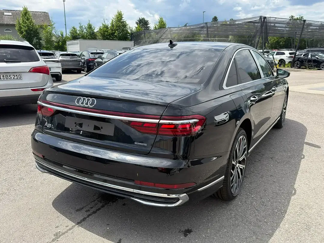 Audi A8 60 TFSI e quattro - Thumbnail 7