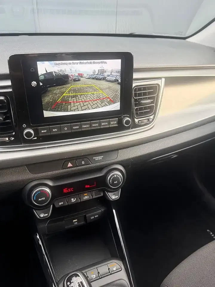 Kia Rio Vision - Thumbnail 14