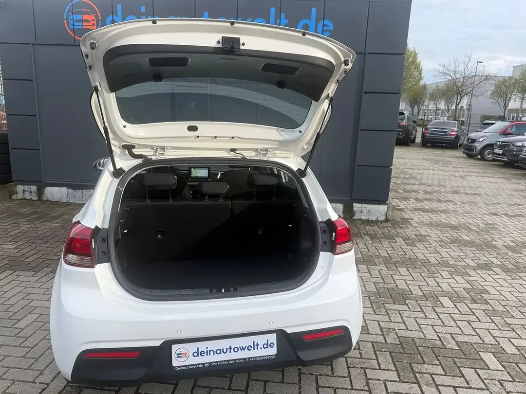 Kia Rio Vision - Thumbnail 9