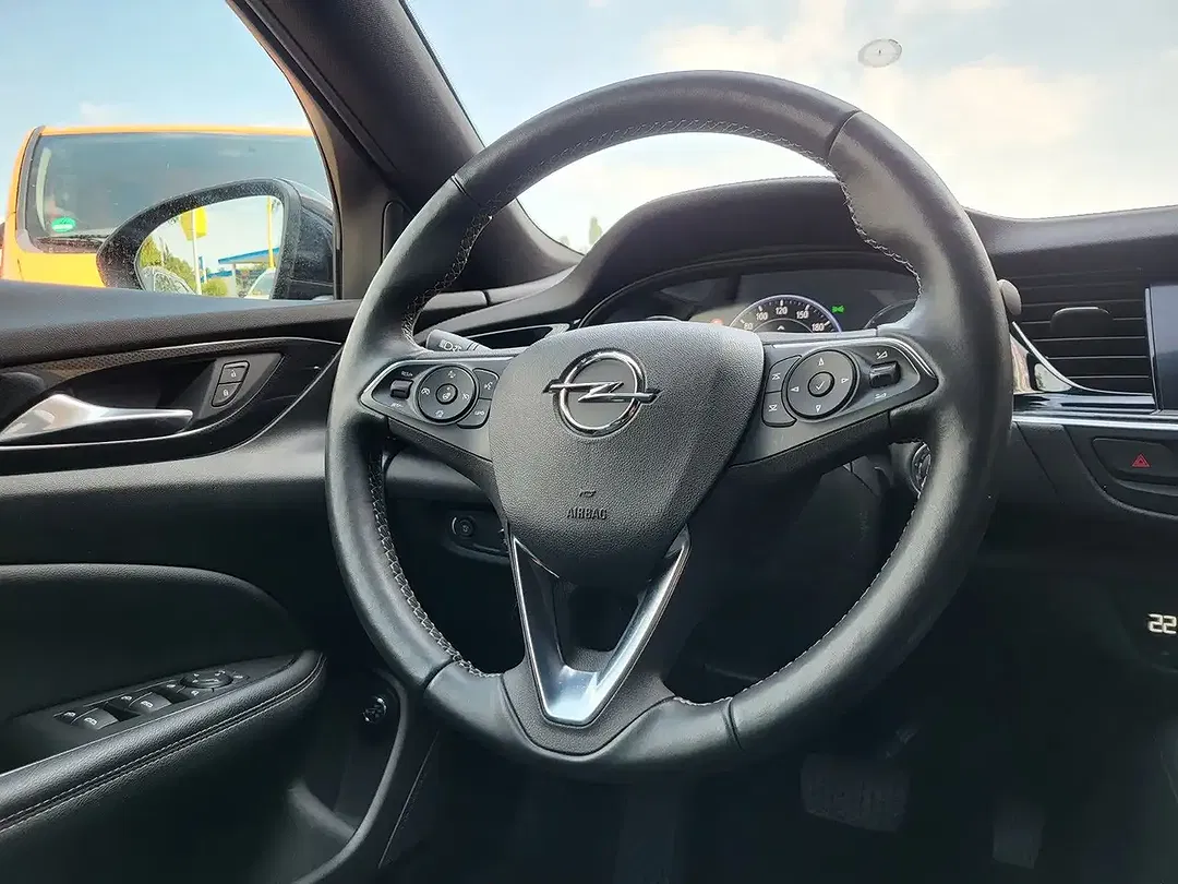 Opel Insignia - Thumbnail 10