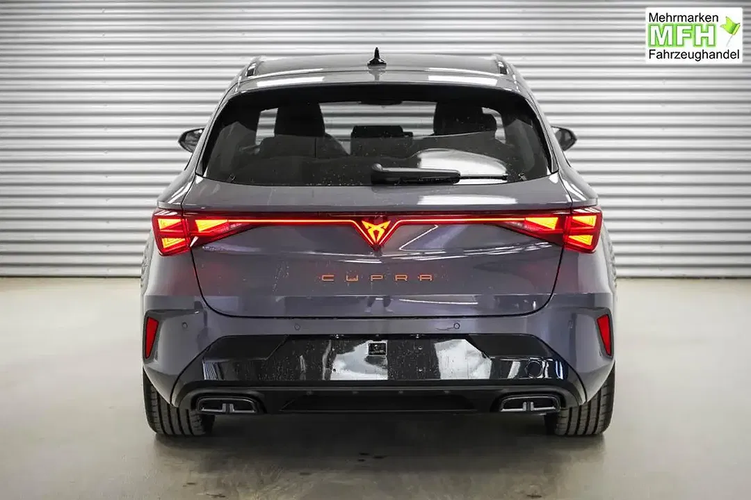 CUPRA Leon 2.0 TSI DSG 4x4 Sportstourer - Thumbnail 4