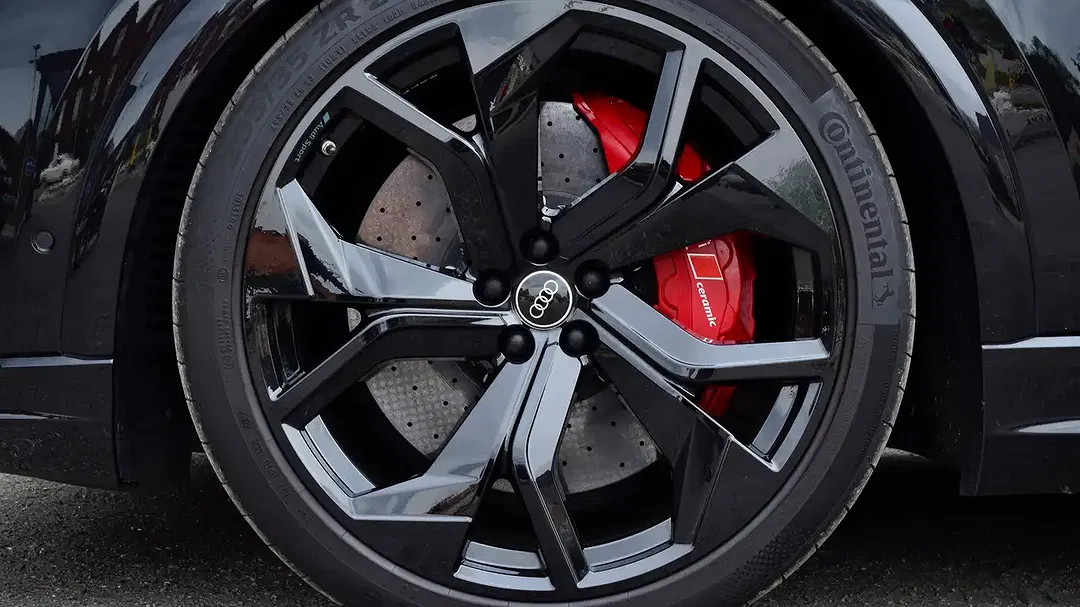 Audi RS Q8 4.0 V8 TFSI quattro Matrix LED - Thumbnail 10