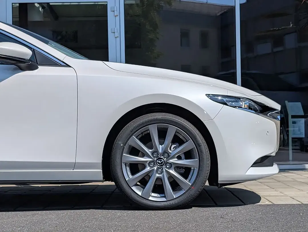 Mazda 3 2.5 6MT Centre-Line - Thumbnail 11
