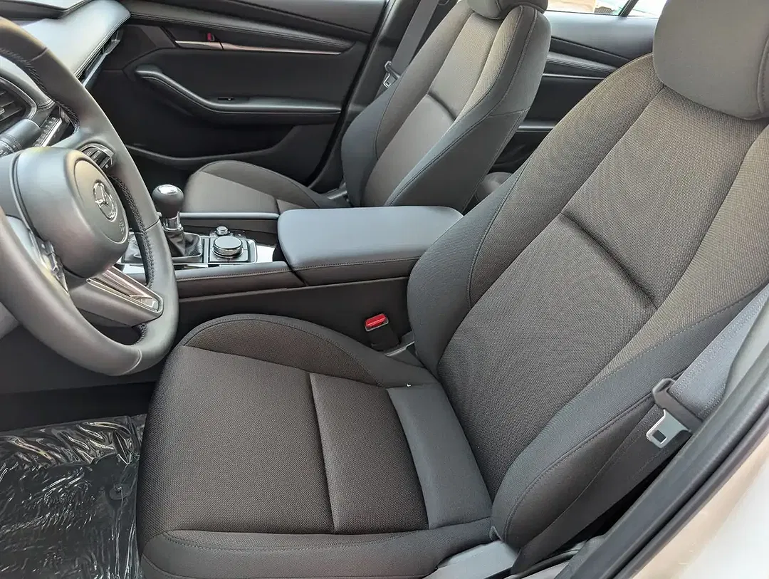 Mazda 3 2.5 6MT Centre-Line - Thumbnail 18