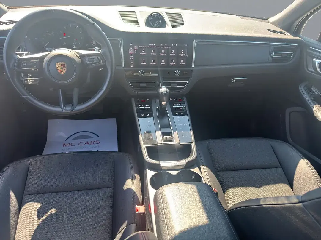 Porsche Macan - Thumbnail 10