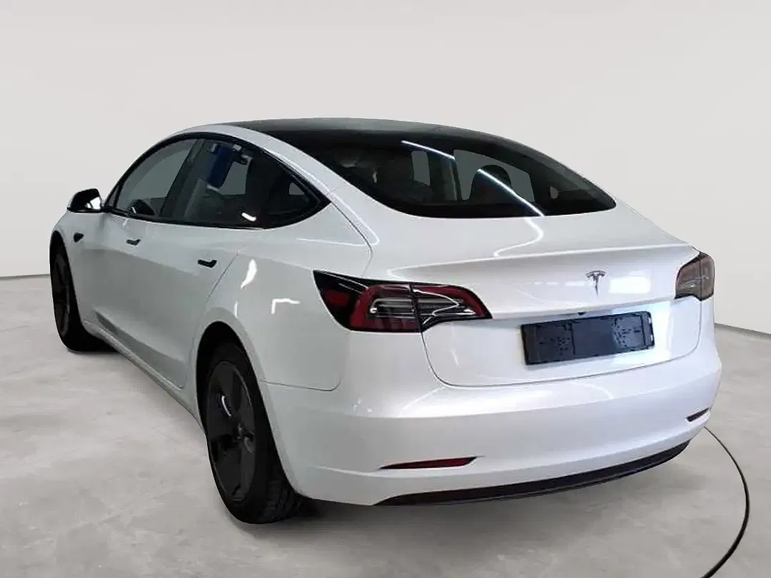 Tesla Model 3 RWD - Thumbnail 5