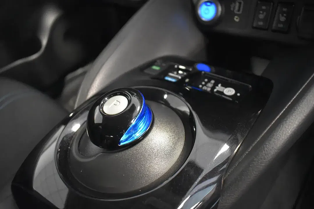 Nissan Leaf N-Connecta - Thumbnail 11