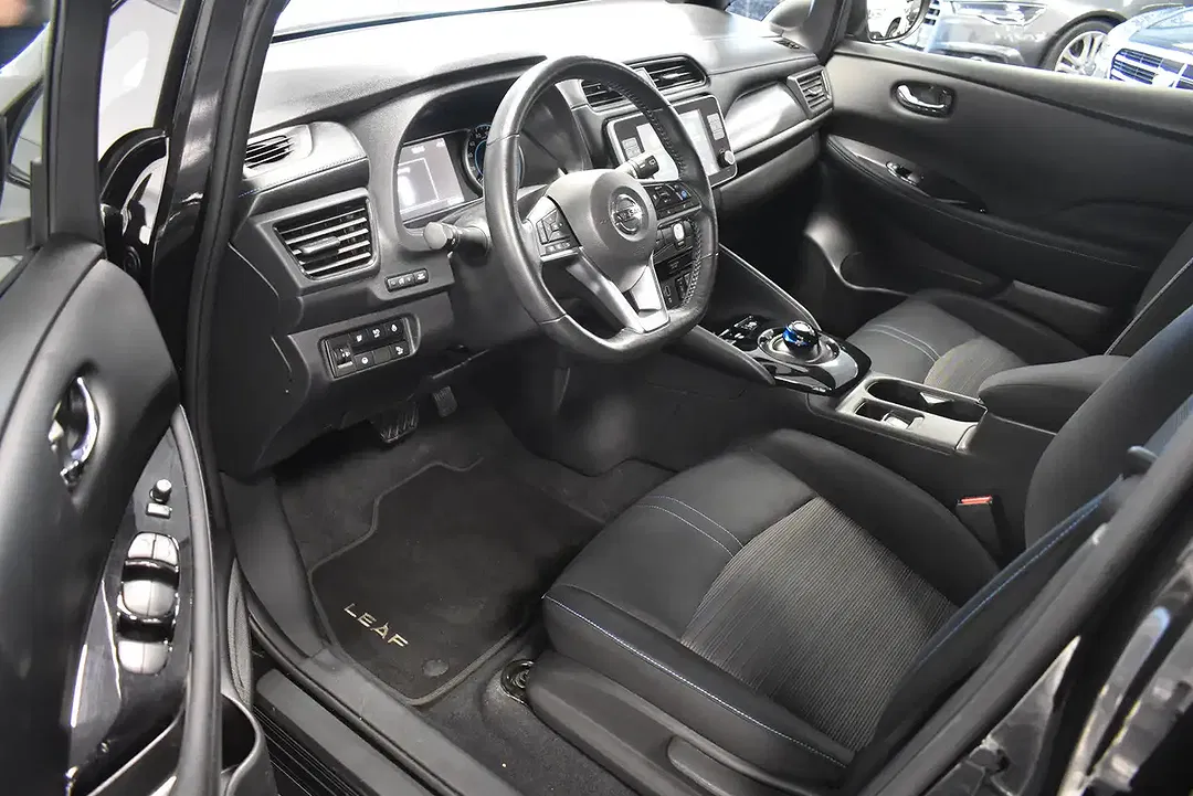 Nissan Leaf N-Connecta - Thumbnail 6