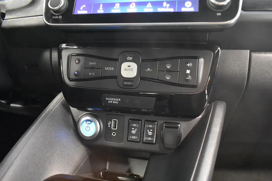 Nissan Leaf N-Connecta - Thumbnail 9