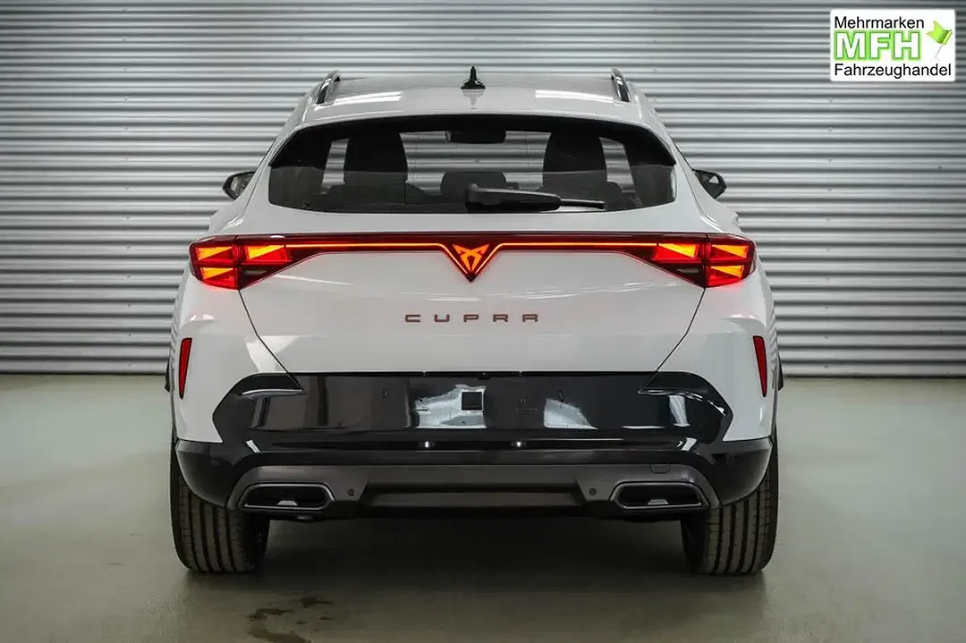 CUPRA Formentor 1.5 eTSI DSG AUT - Thumbnail 4