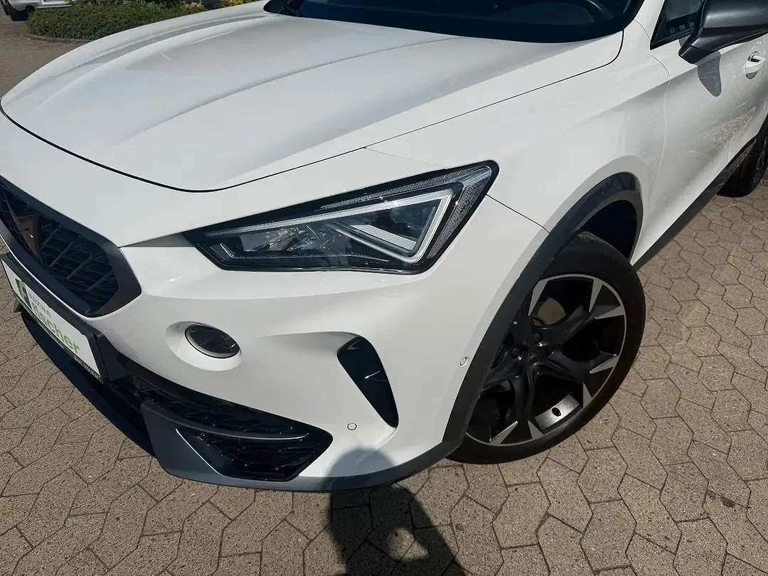CUPRA Formentor - Thumbnail 2