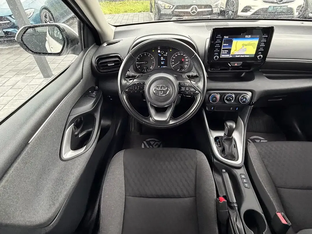 Toyota Yaris AUT - Thumbnail 12