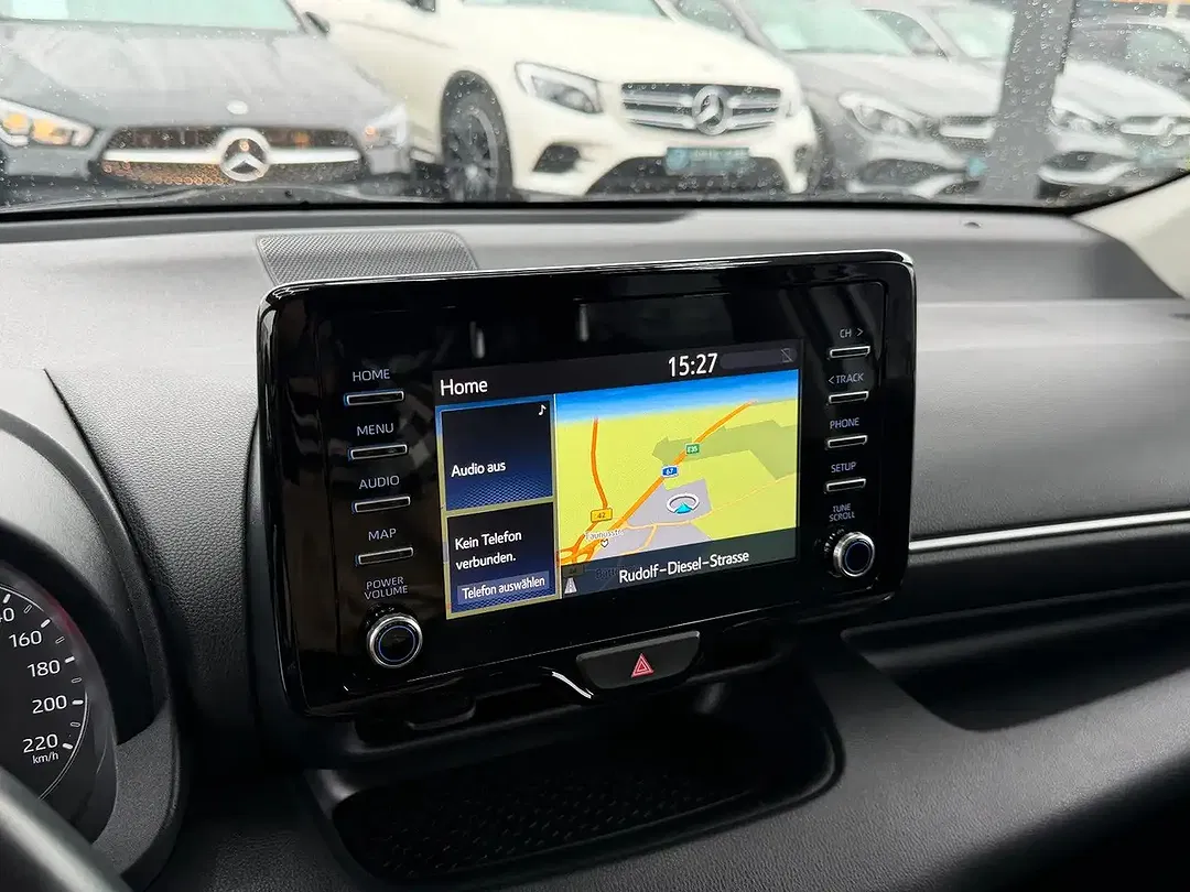 Toyota Yaris AUT - foto 15
