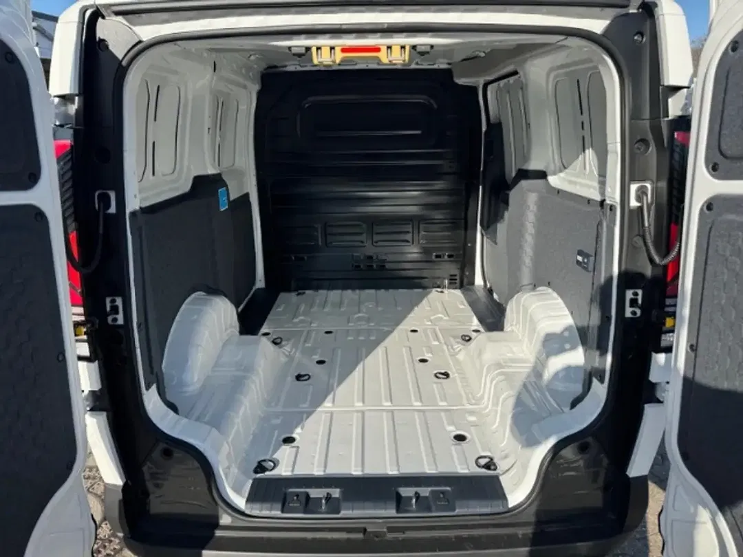 Kia PV5 Cargo - Thumbnail 9