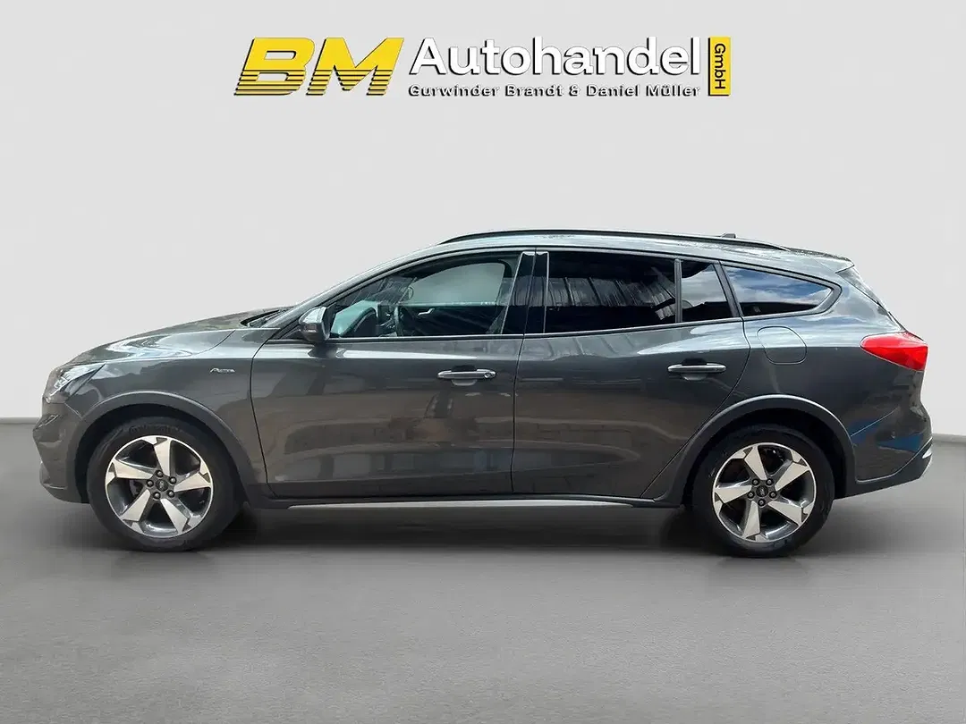 Ford Focus Active X - Thumbnail 9