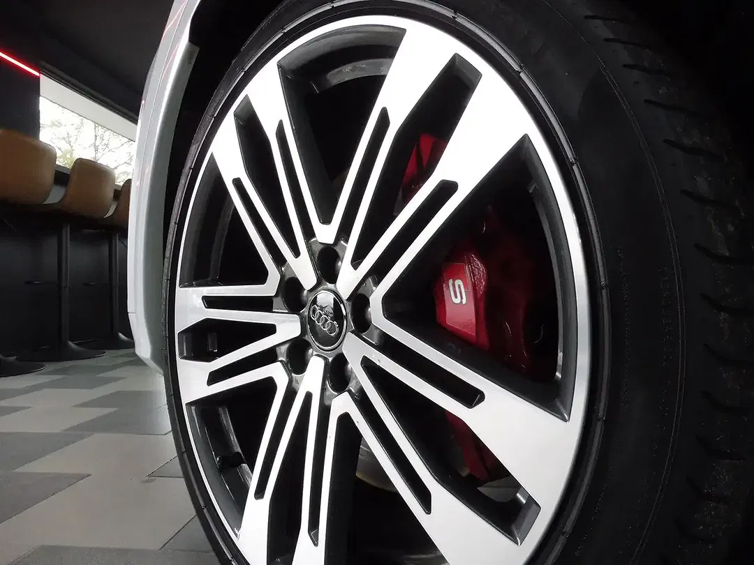 Audi SQ5 3.0 TDI quattro Matrix LED - Thumbnail 10