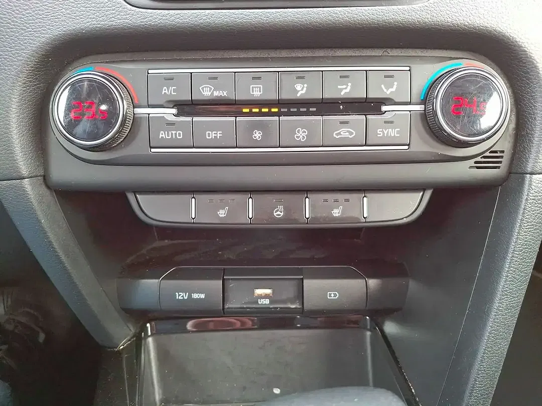 Kia Ceed / cee'd 1.5 Vision - Thumbnail 14