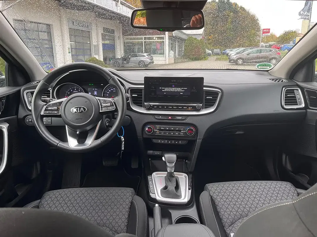 Kia Ceed / cee'd 1.5 Vision - Thumbnail 8