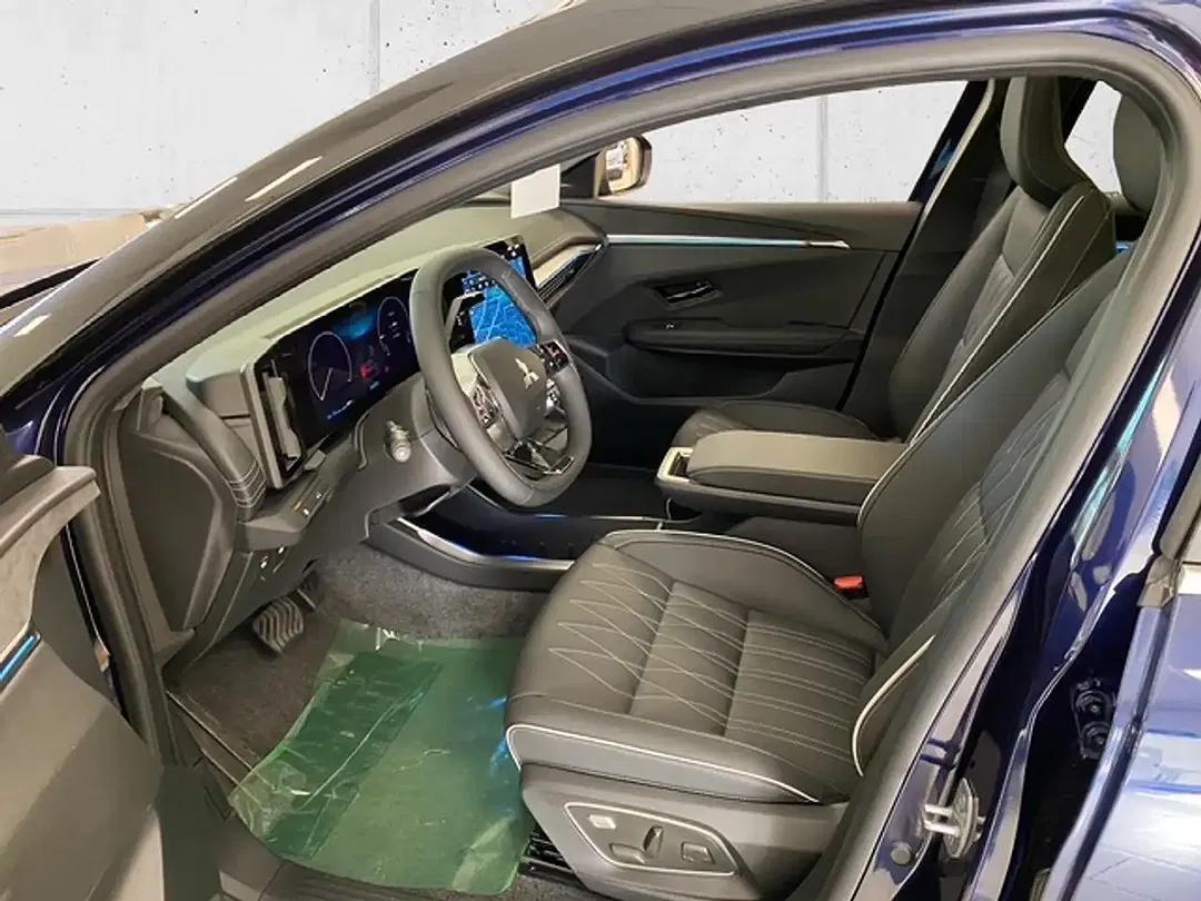 Mitsubishi Eclipse Cross Diamant Top - Thumbnail 9