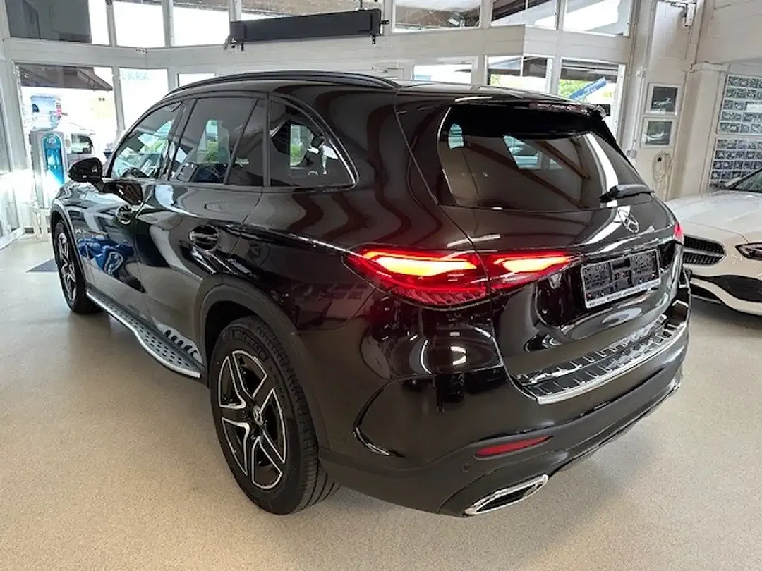 Mercedes-Benz GLC 220 4MATIC AMG Night - Thumbnail 4