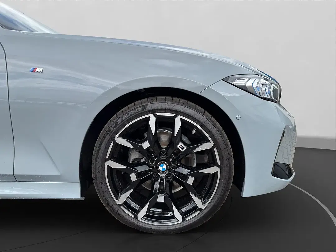 BMW 320 - Thumbnail 11