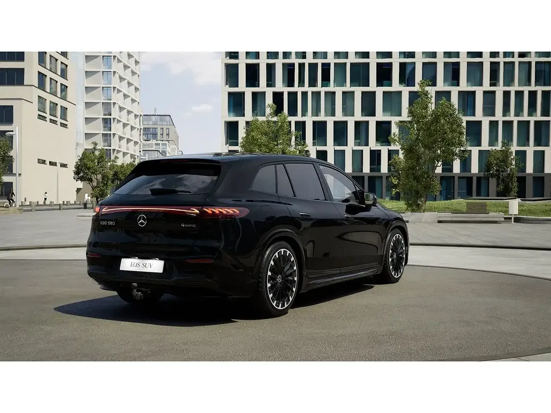 Mercedes-Benz EQS SUV 580 AMG - Thumbnail 6