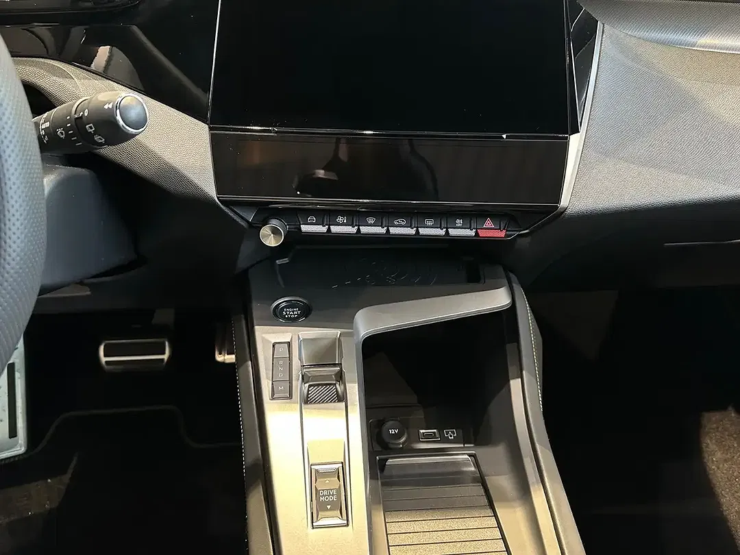 Peugeot 308 136 Hybrid - Thumbnail 11