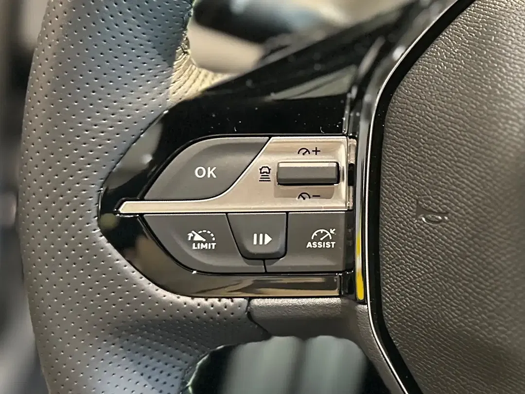 Peugeot 308 136 Hybrid - Thumbnail 12