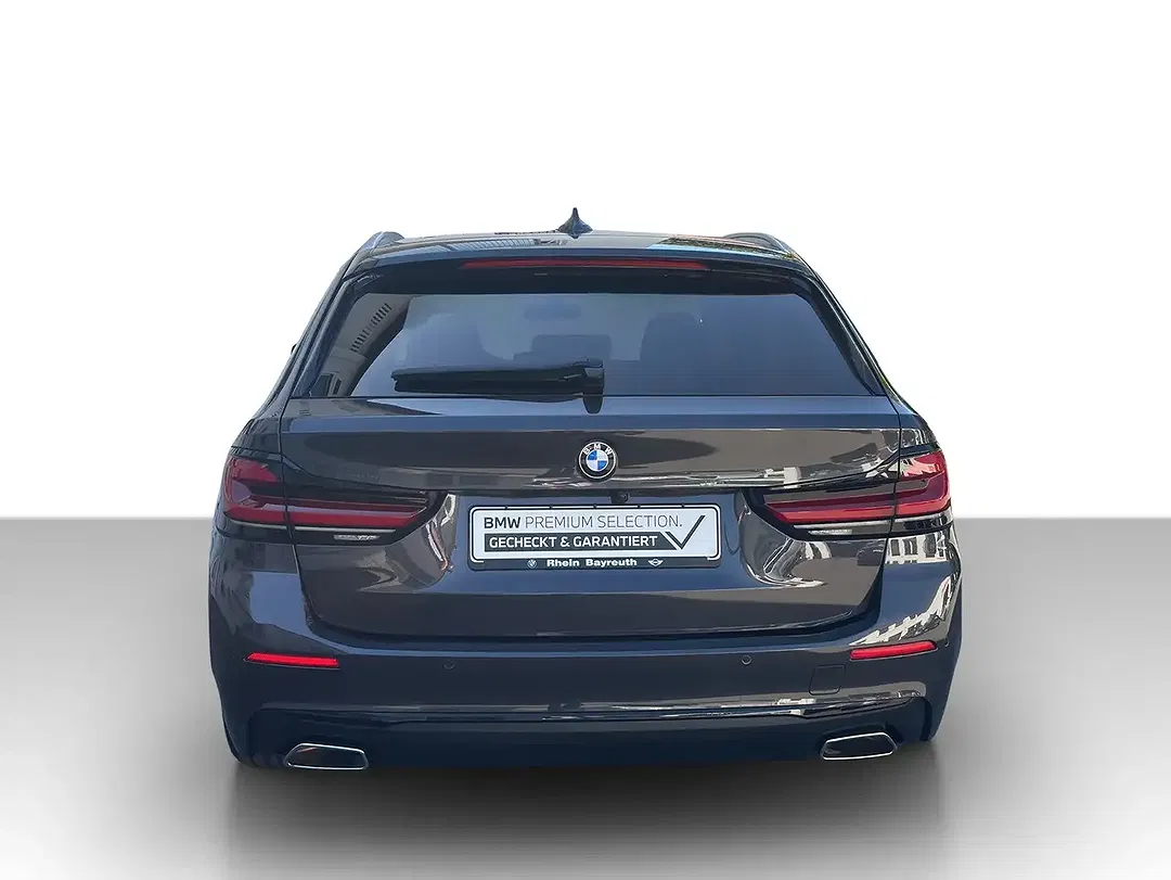 BMW 520 xDrive Touring - Thumbnail 4