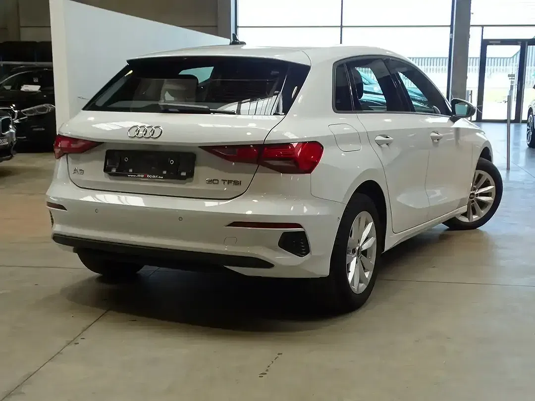 Audi A3 Sportback advanced - Thumbnail 3
