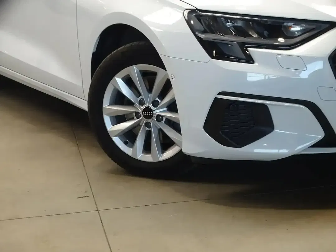 Audi A3 Sportback advanced - Thumbnail 5