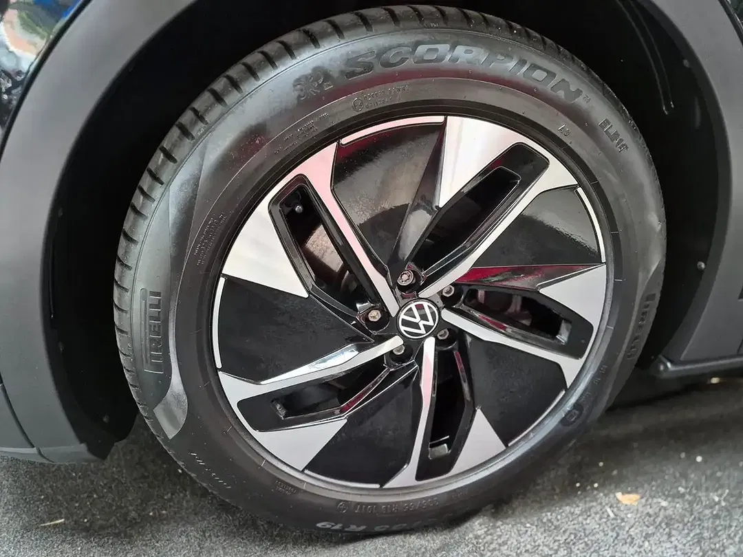 Volkswagen ID.4 Pro Performance - Thumbnail 10