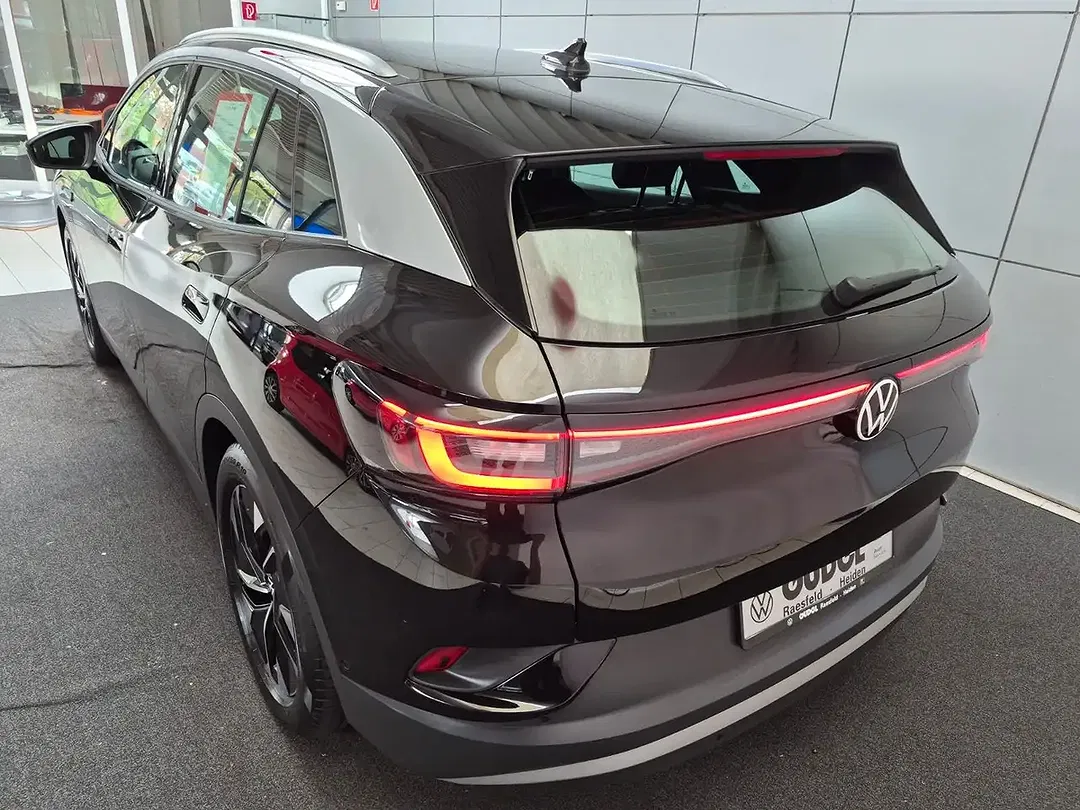 Volkswagen ID.4 Pro Performance - Thumbnail 7