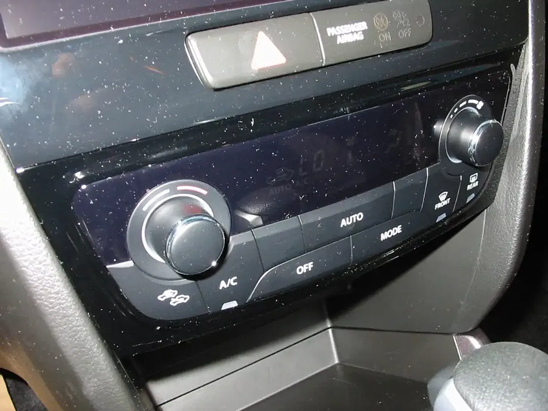 Suzuki Vitara AUT AllGrip - Thumbnail 16