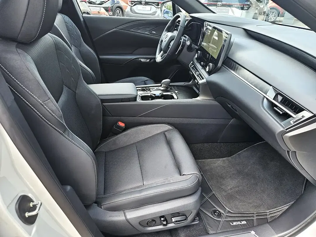 Lexus RX 450h 450h+ PHEV Luxury - Thumbnail 13