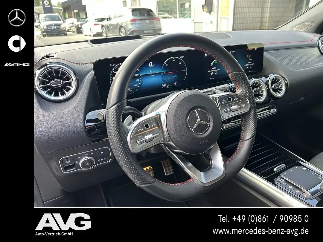 Mercedes-Benz EQA 350 4MATIC AMG Night - Thumbnail 11