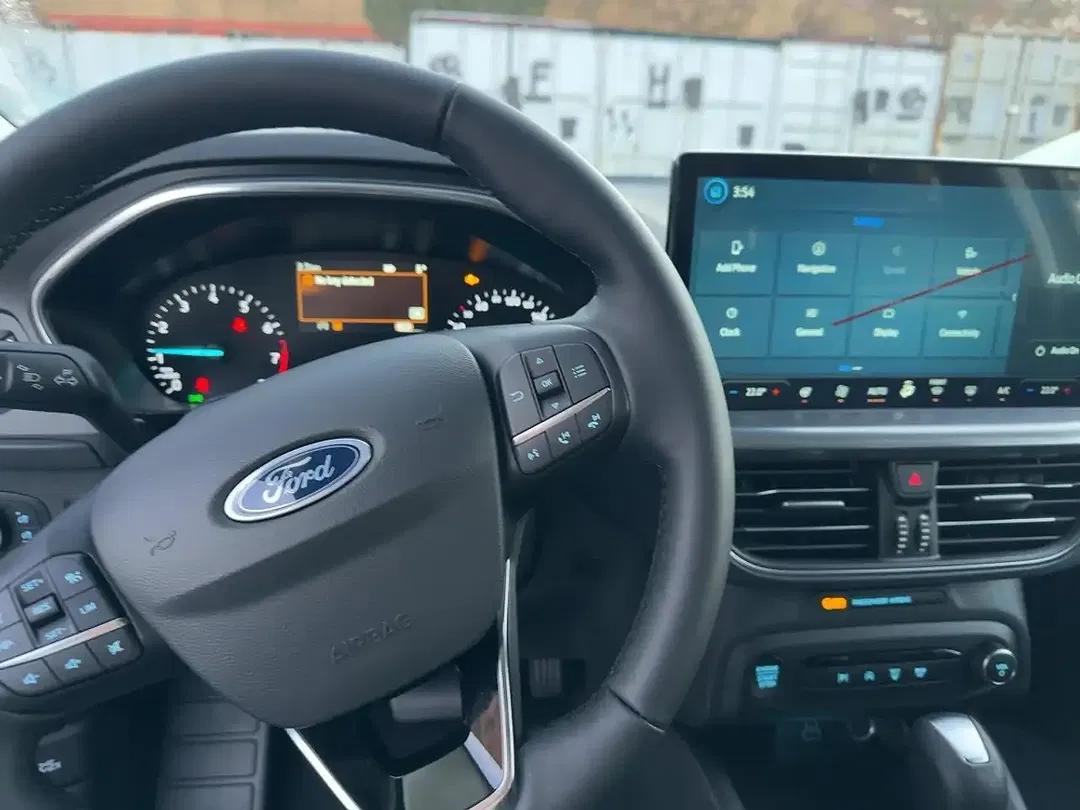 Ford Focus Titanium Edition - Thumbnail 10