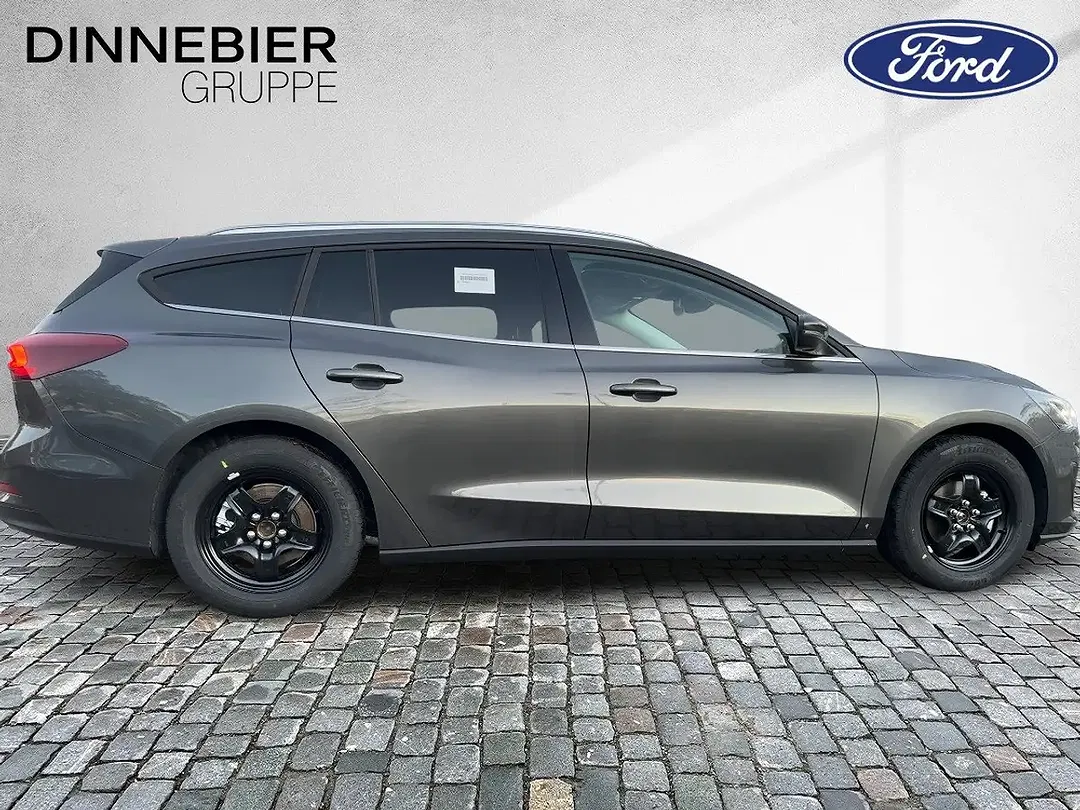 Ford Focus Titanium Edition - Thumbnail 4