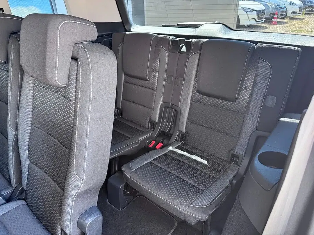Volkswagen Touran Active - Thumbnail 13