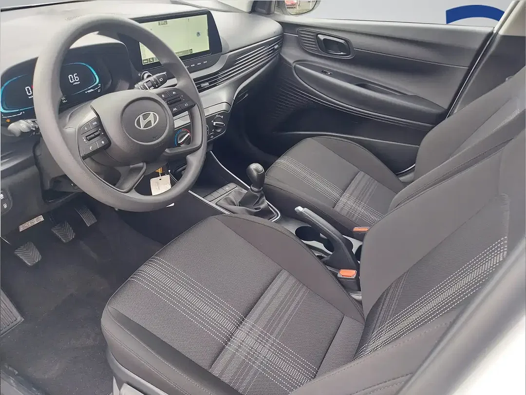 Hyundai i20 - Thumbnail 9