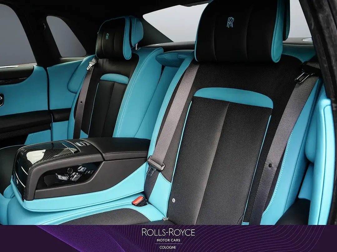 Rolls-Royce Ghost Black Badge - Thumbnail 11