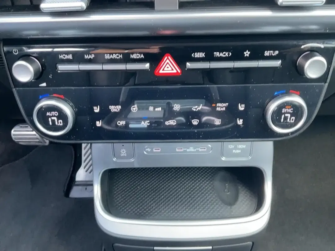 Hyundai IONIQ 4WD UNIQ - Thumbnail 12