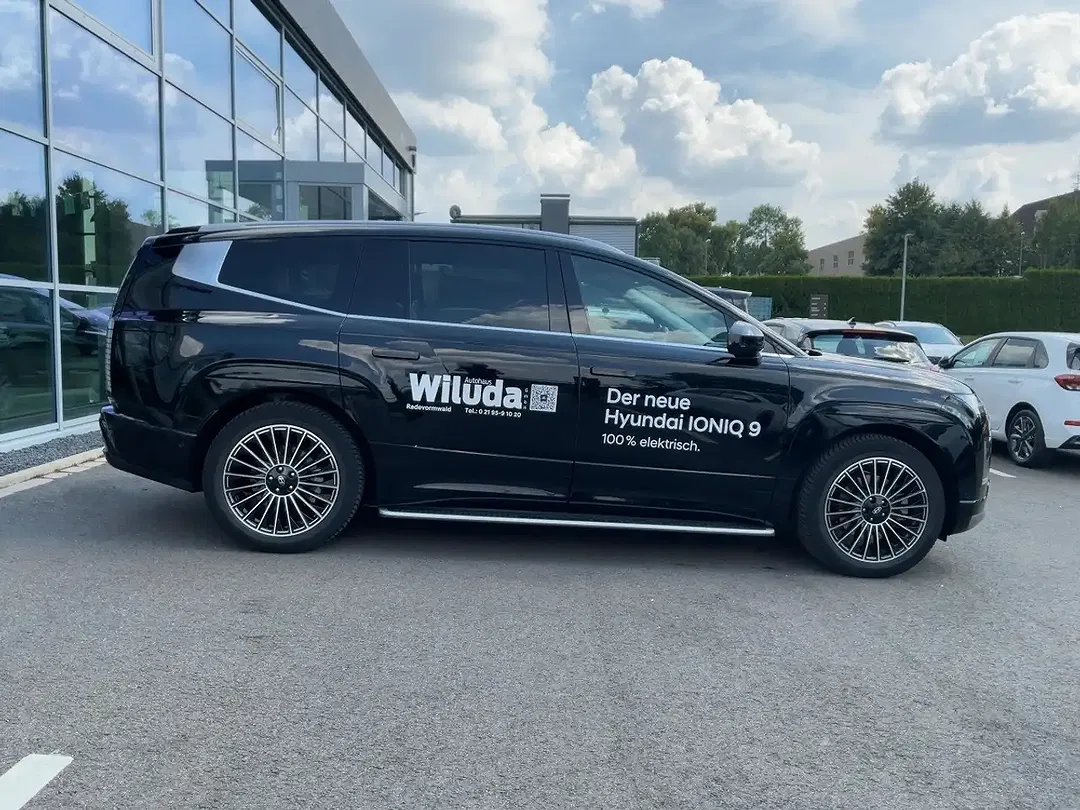 Hyundai IONIQ 4WD UNIQ - Thumbnail 6