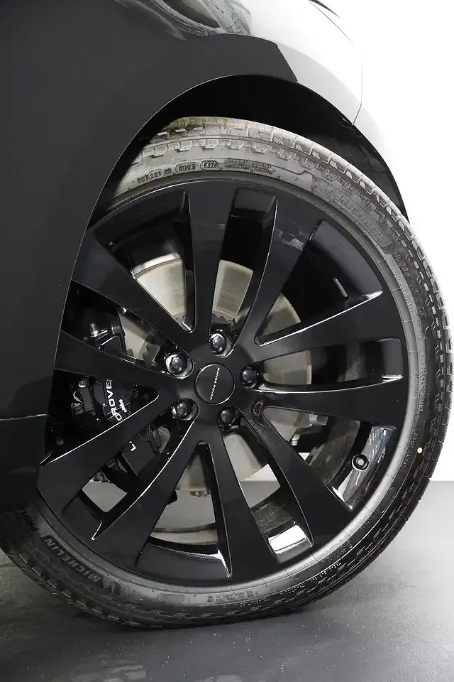 Land Rover Range Rover Sport 3.0 PHEV SWB Dynamic SE - Thumbnail 5