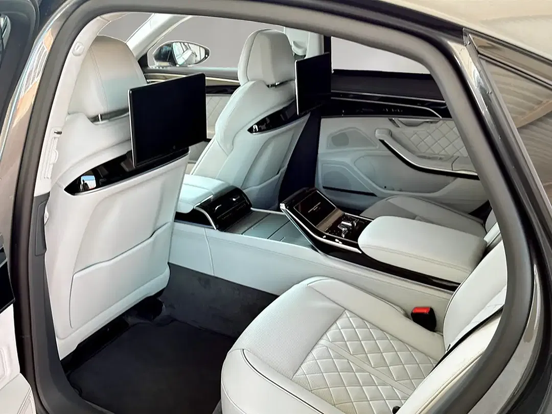 Audi A8 60 TFSI e quattro - Thumbnail 11