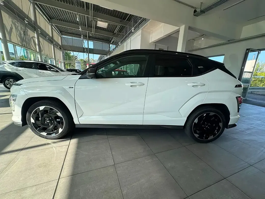 Hyundai KONA N Line X - Thumbnail 4